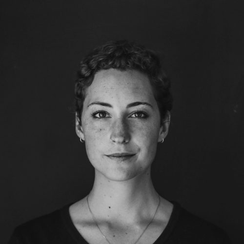 rachel-mcdermott-0fN7Fxv1eWA-unsplash (1) Women Leader