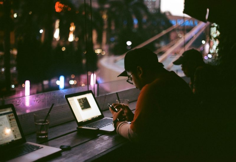 muhammad-raufan-yusup-rYRE6ju-2K8-unsplash Social Entrepreneurs working